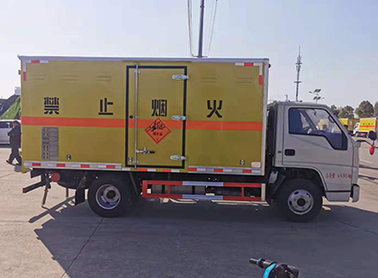 随县爆破器材运输车